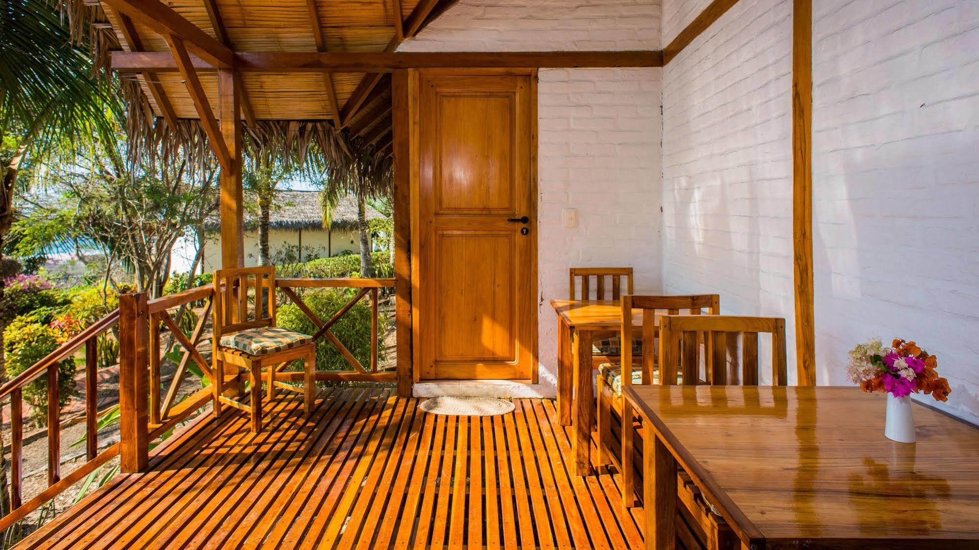 Hosteria La Terraza Puerto Lopez Exterior photo
